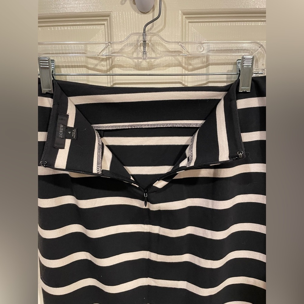 J Crew Cotton Striped Black and White Pencil Skirt - Picture 12 of 12